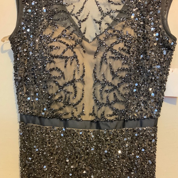 NWT Adrianna Pappell  Scoop Back  Sequin Gown in Lead Size 8 - Picture 4 of 8